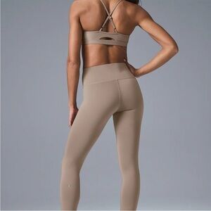 Alo Yoga Airlift High-Waist Leggings